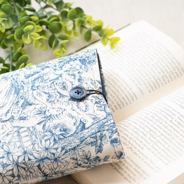 FUNDA PARA LIBROS